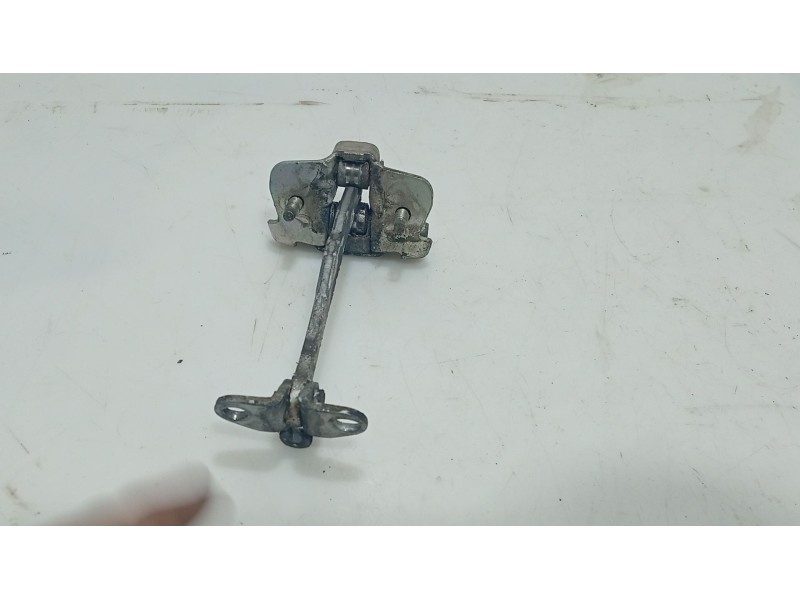 Recambio de retenedor puerta para citroën xsara picasso (n68) 1.6 hdi referencia OEM IAM   