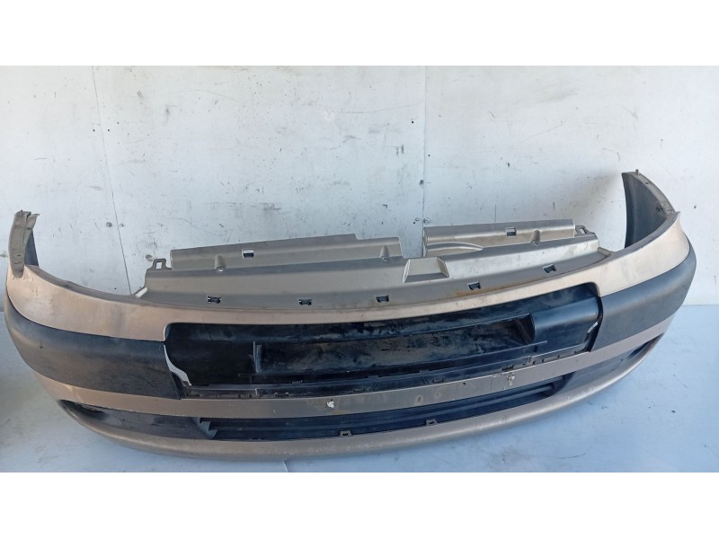 Recambio de paragolpes delantero para citroën xsara picasso (n68) 1.6 hdi referencia OEM IAM 7401T1  