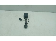 Recambio de anclaje cinturon trasero izquierdo para opel astra j (p10) 1.6 (68) referencia OEM IAM   