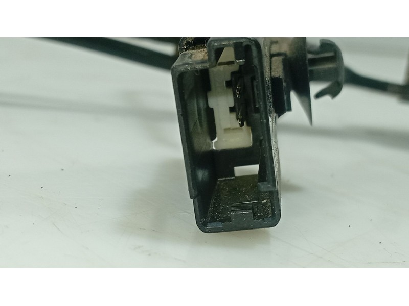 Recambio de anclaje cinturon trasero izquierdo para opel astra j (p10) 1.6 (68) referencia OEM IAM   