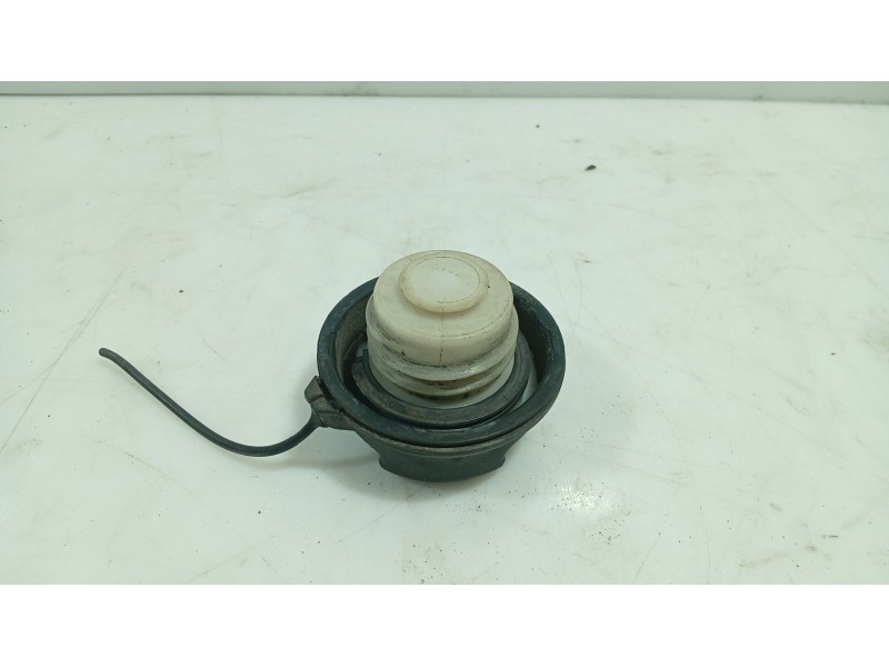 Recambio de tapon combustible para opel astra j (p10) 1.6 (68) referencia OEM IAM   