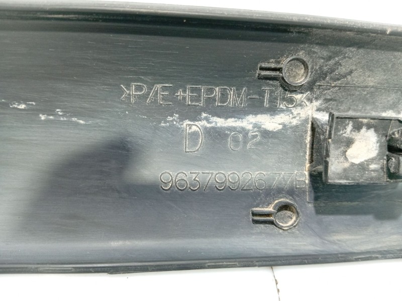 Recambio de moldura para citroën c3 i (fc_, fn_) 1.4 i referencia OEM IAM   