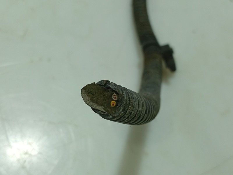 Recambio de mangueta delantera derecha para opel astra j (p10) 1.6 (68) referencia OEM IAM 13319481  