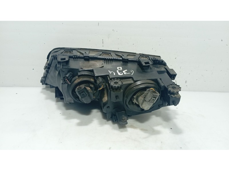 Recambio de faro derecho para bmw 3 (e46) 320 d referencia OEM IAM 63127165770 / 63126906494  