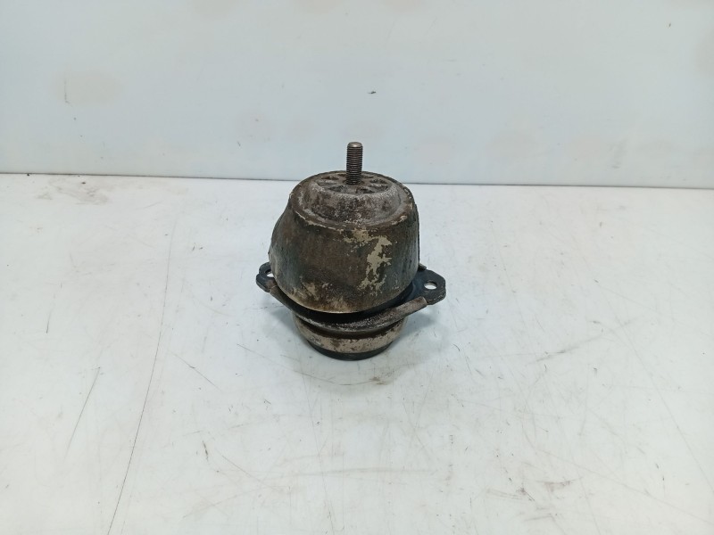 Recambio de soporte motor para volkswagen touareg (7la) 2.5 tdi referencia OEM IAM   