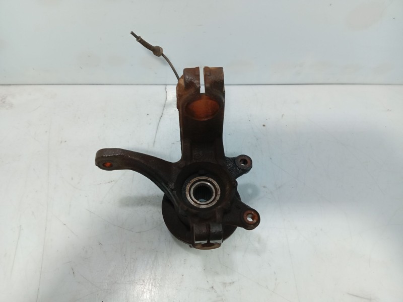 Recambio de mangueta delantera izquierda para ford fusion (ju_) 1.4 referencia OEM IAM 1777797  