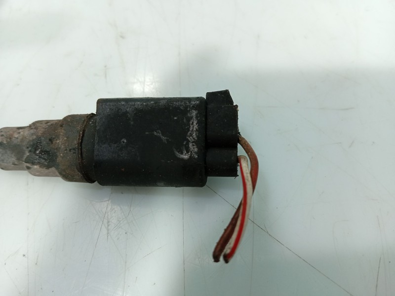 Recambio de mangueta delantera derecha para ford fusion (ju_) 1.4 referencia OEM IAM 1777796  