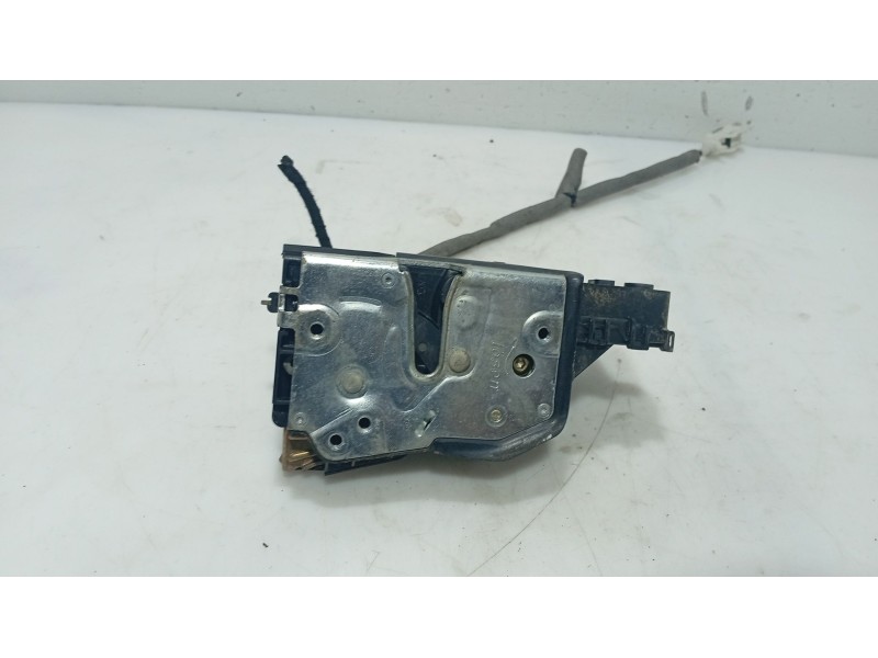 Recambio de cerradura puerta delantera derecha para bmw 3 (e46) 320 d referencia OEM IAM 51217011308  