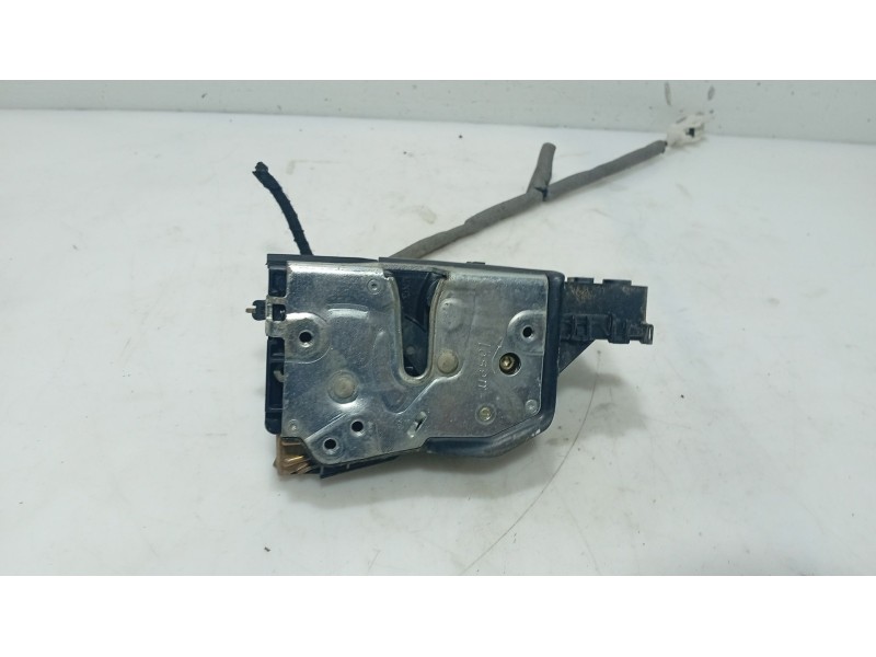 Recambio de cerradura puerta delantera derecha para bmw 3 (e46) 320 d referencia OEM IAM 51217011308  