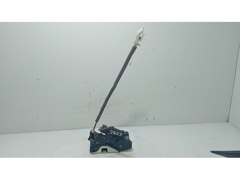 Recambio de cerradura puerta trasera derecha para bmw 3 (e46) 320 d referencia OEM IAM 51227011310  