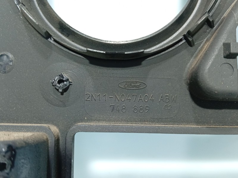 Recambio de moldura para ford fusion (ju_) 1.4 referencia OEM IAM   