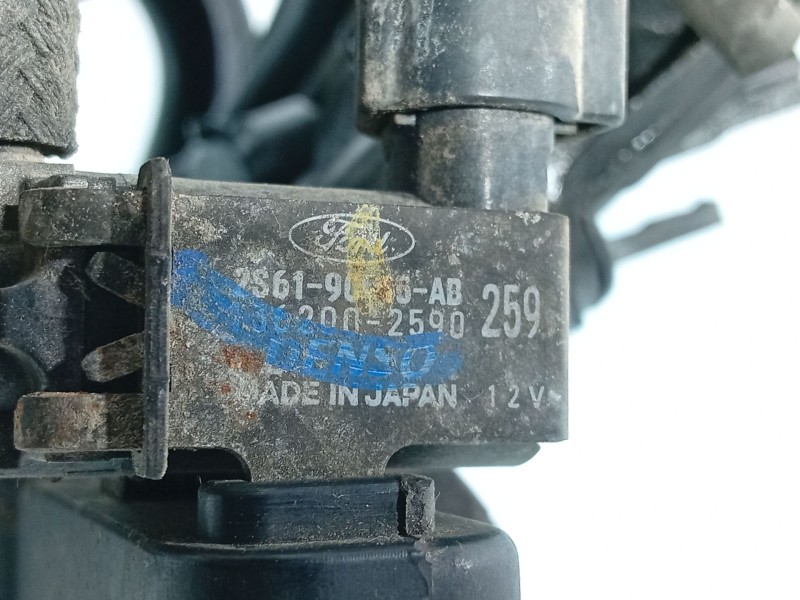 Recambio de colector admision para ford fusion (ju_) 1.4 referencia OEM IAM 1416169  