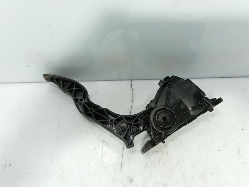 Recambio de pedal acelerador para ford fusion (ju_) 1.4 referencia OEM IAM 1530736  