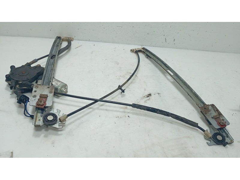 Recambio de elevalunas delantero derecho para bmw 3 (e46) 320 d referencia OEM IAM 51337020660  