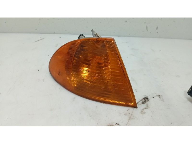 Recambio de piloto delantero derecho para bmw 3 (e46) 320 d referencia OEM IAM   