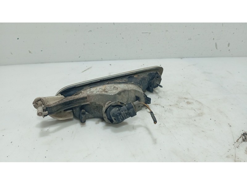 Recambio de faro antiniebla izquierdo para bmw 3 (e46) 320 d referencia OEM IAM 63178361951  