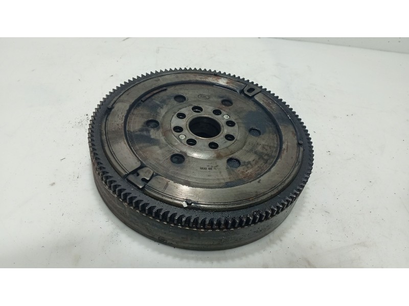 Recambio de volante motor para bmw 3 (e46) 320 d referencia OEM IAM 21211223712  