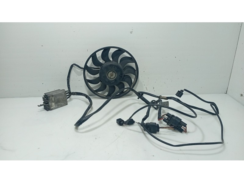 Recambio de electroventilador para bmw 3 (e46) 320 d referencia OEM IAM 64546988915 / 17117801423  