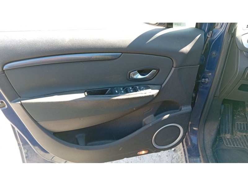 renault grand scénic iii (jz0/1_) del año 2010