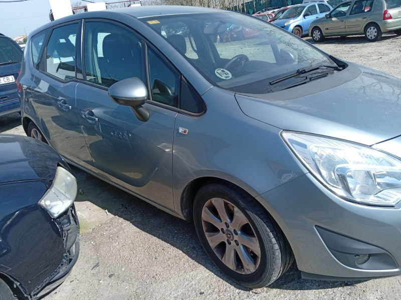 opel meriva b monospace (s10) del año 2011