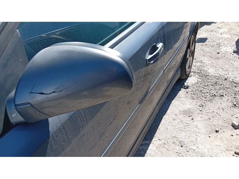 opel vectra c (z02) del año 2003