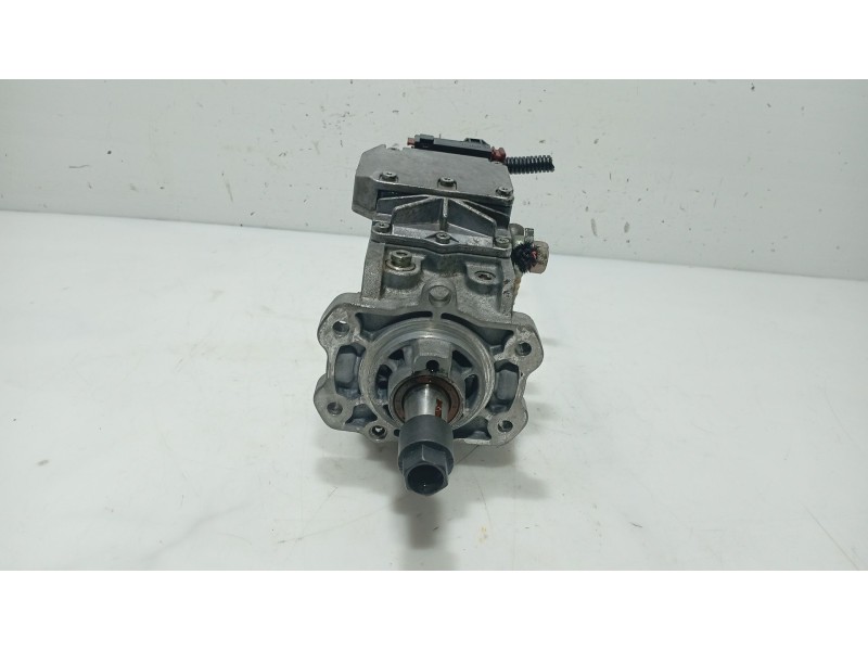 Recambio de bomba inyeccion para bmw 3 (e46) 320 d referencia OEM IAM 13517787562  
