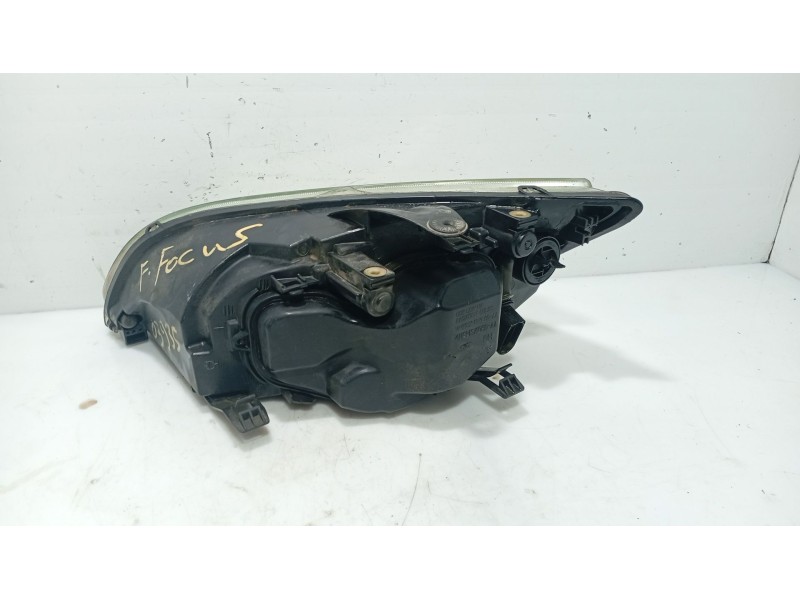 Recambio de faro derecho para ford focus sportbreak (cap) trend referencia OEM IAM 1480979  