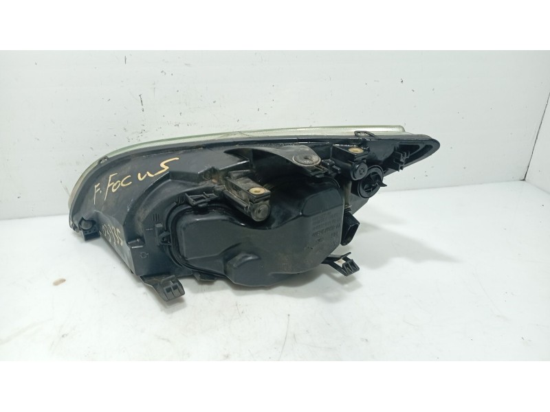 Recambio de faro derecho para ford focus sportbreak (cap) trend referencia OEM IAM 1480979  