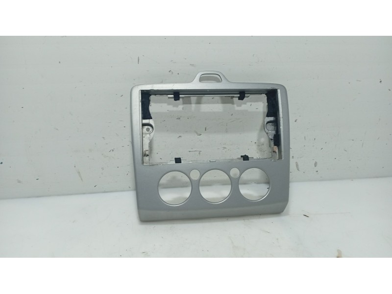 Recambio de moldura para ford focus sportbreak (cap) trend referencia OEM IAM   