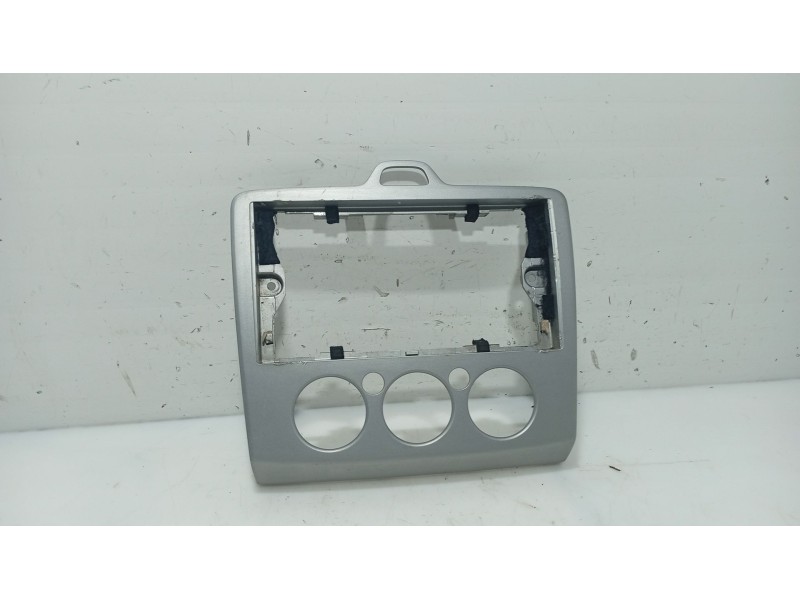 Recambio de moldura para ford focus sportbreak (cap) trend referencia OEM IAM   