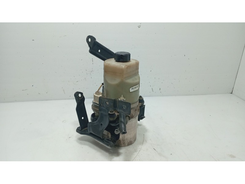 Recambio de bomba direccion para ford focus sportbreak (cap) trend referencia OEM IAM 1470514  