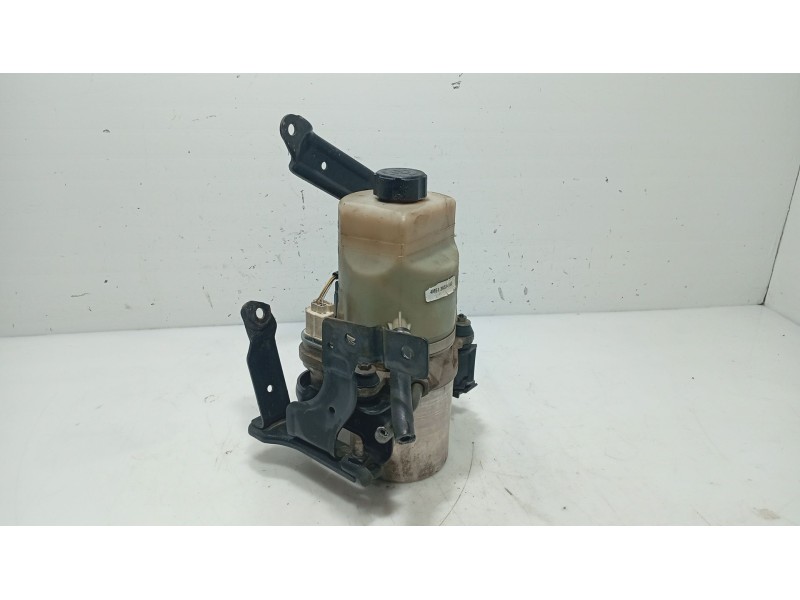 Recambio de bomba direccion para ford focus sportbreak (cap) trend referencia OEM IAM 1470514  