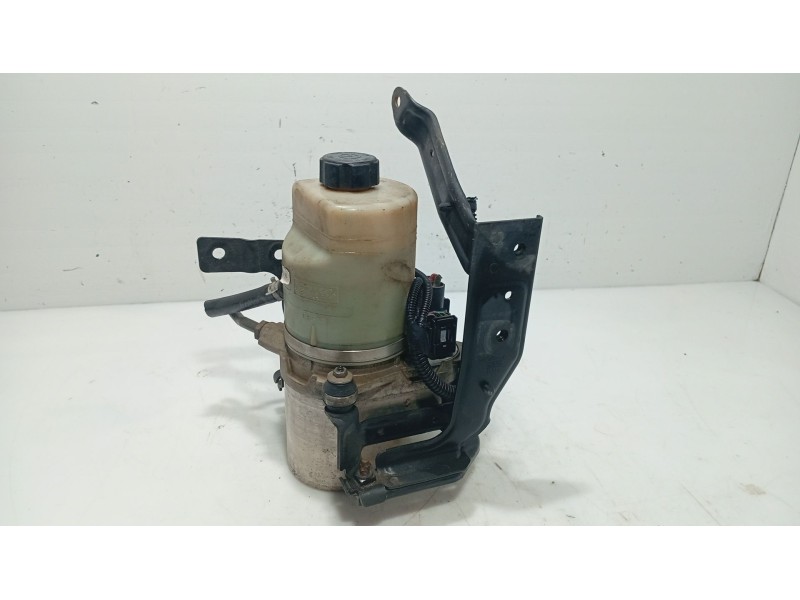 Recambio de bomba direccion para ford focus sportbreak (cap) trend referencia OEM IAM 1470514  