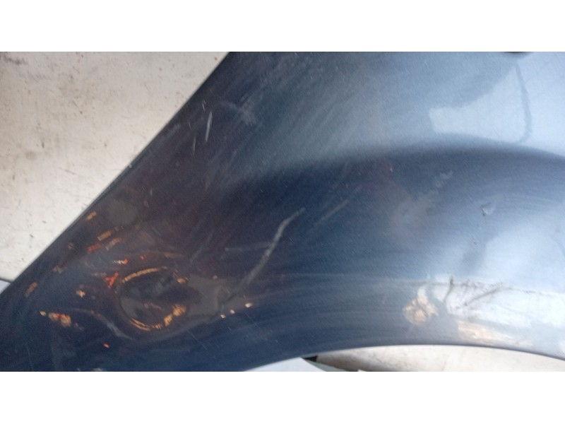 Recambio de aleta delantera derecha para ford focus sportbreak (cap) trend referencia OEM IAM 1376483  