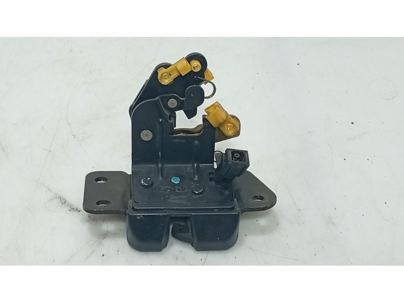 Recambio de cerradura maletero / porton para hyundai matrix (fc) 1.5 crdi referencia OEM IAM 8123017030  