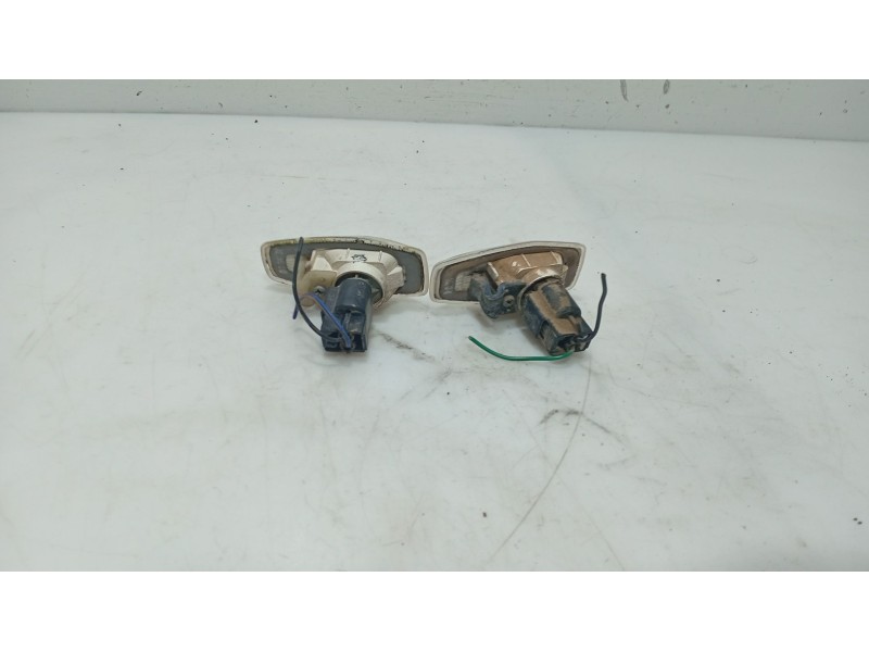 Recambio de piloto lateral izquierdo para hyundai matrix (fc) 1.5 crdi referencia OEM IAM 923032D110  