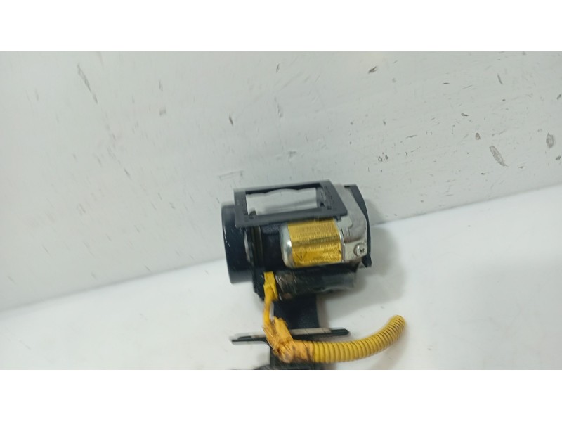 Recambio de cinturon seguridad delantero izquierdo para hyundai matrix (fc) 1.5 crdi referencia OEM IAM 8881017000LK  