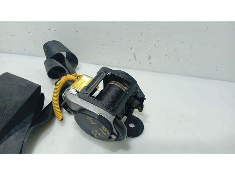Recambio de cinturon seguridad delantero izquierdo para hyundai matrix (fc) 1.5 crdi referencia OEM IAM 8881017000LK  
