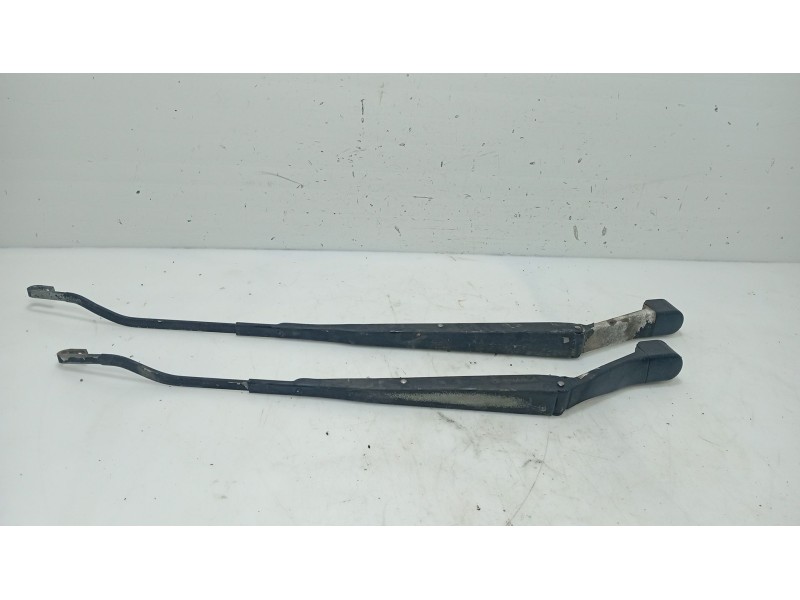 Recambio de brazo limpia delantero izquierdo para hyundai matrix (fc) 1.5 crdi referencia OEM IAM 9831017000  