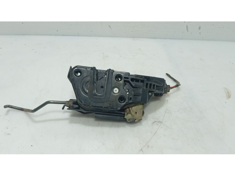 Recambio de cerradura puerta delantera izquierda para hyundai matrix (fc) 1.5 crdi referencia OEM IAM 8131017100  