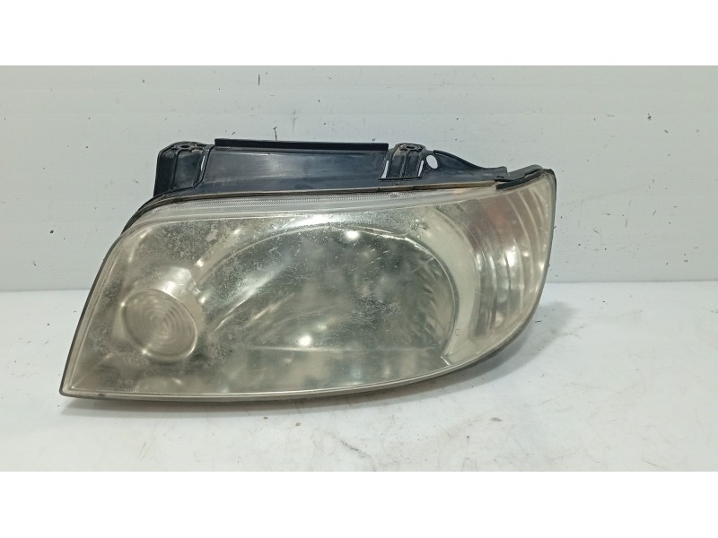 Recambio de faro izquierdo para hyundai matrix (fc) 1.5 crdi referencia OEM IAM 9210117010  
