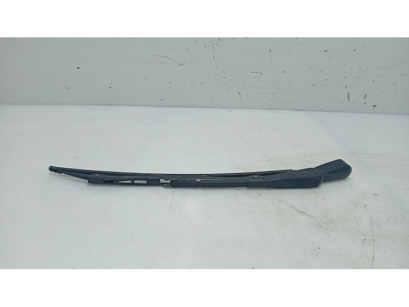Recambio de brazo limpia trasero para hyundai matrix (fc) 1.5 crdi referencia OEM IAM   