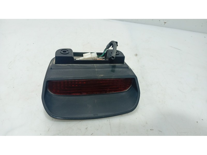Recambio de luz central de freno para hyundai matrix (fc) 1.5 crdi referencia OEM IAM   