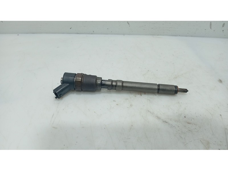 Recambio de inyector para hyundai matrix (fc) 1.5 crdi referencia OEM IAM 3531022600  