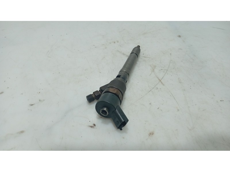 Recambio de inyector para hyundai matrix (fc) 1.5 crdi referencia OEM IAM 3531022600  