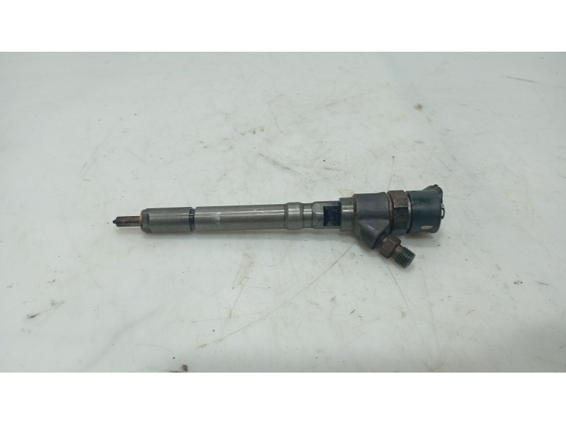 Recambio de inyector para hyundai matrix (fc) 1.5 crdi referencia OEM IAM 3531022600  