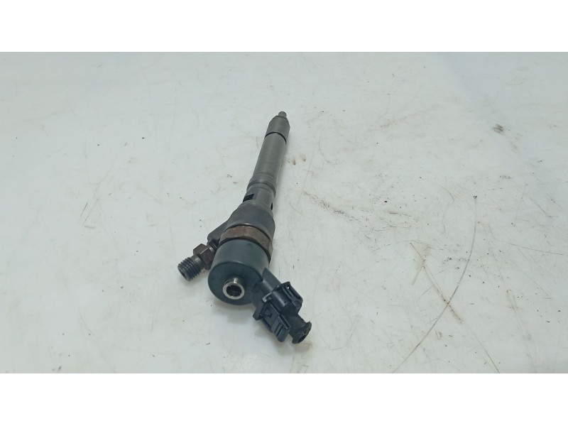 Recambio de inyector para hyundai matrix (fc) 1.5 crdi referencia OEM IAM 3531022600  