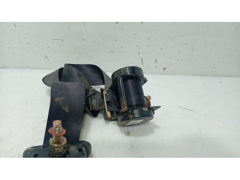 Recambio de cinturon seguridad trasero derecho para hyundai matrix (fc) 1.5 crdi referencia OEM IAM 8982017000LK  