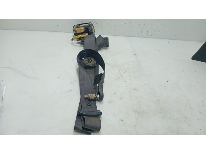 Recambio de cinturon seguridad delantero derecho para hyundai matrix (fc) 1.5 crdi referencia OEM IAM 8882017000LK  