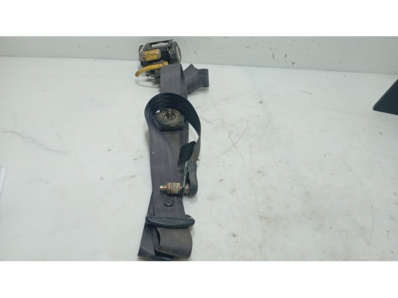 Recambio de cinturon seguridad delantero derecho para hyundai matrix (fc) 1.5 crdi referencia OEM IAM 8882017000LK  